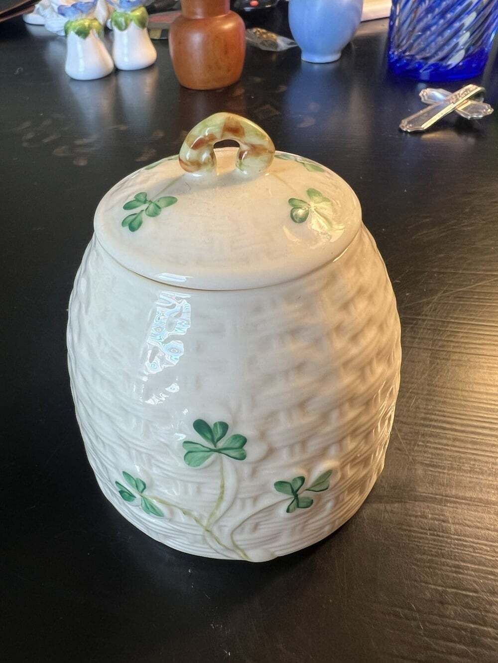 Vintage Belleek Shamrock Beehive Honey Pot Parian China Ireland 1955-1965